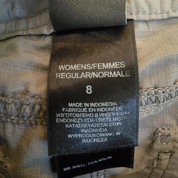 NWOT The North Face Women's Nylon Rip Stop Grey Capris Drawstring Waist Size 8 - Picture 10 of 13